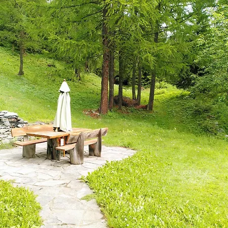 Luisa アパート